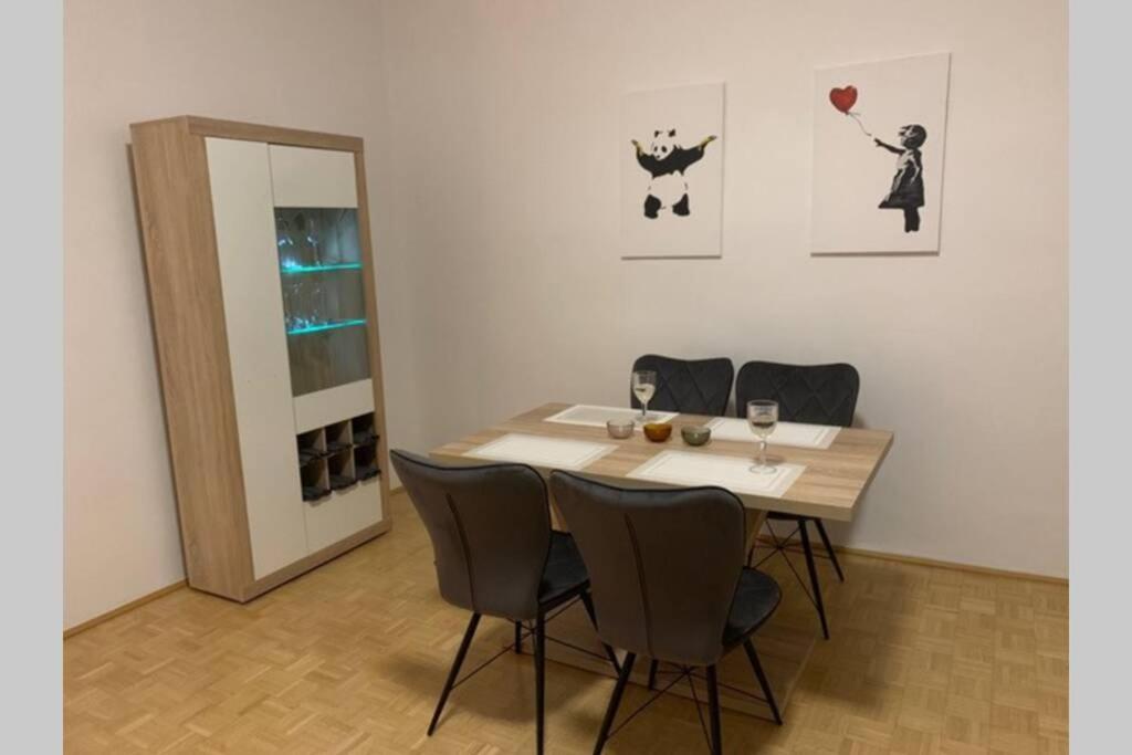 Wunderschone Altbauwohnung In Zentraler Lage Wien Εξωτερικό φωτογραφία