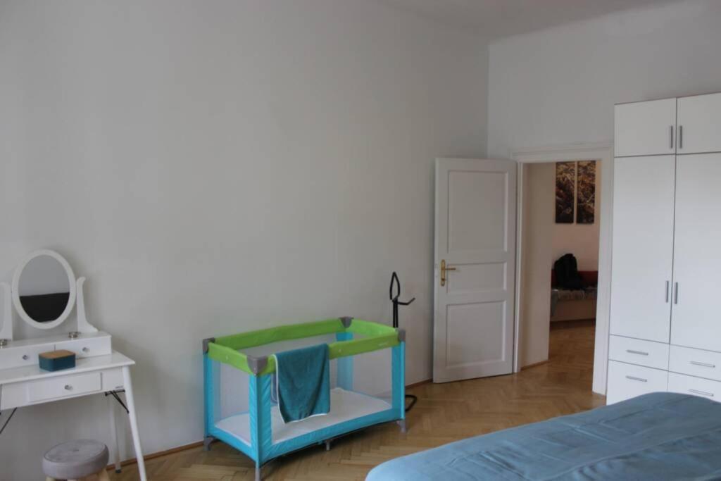 Wunderschone Altbauwohnung In Zentraler Lage Wien Εξωτερικό φωτογραφία