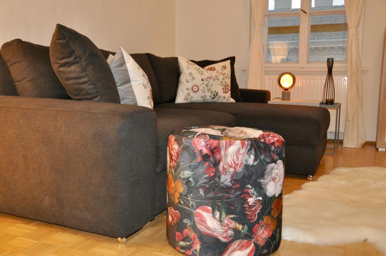 Wunderschone Altbauwohnung In Zentraler Lage Wien Εξωτερικό φωτογραφία